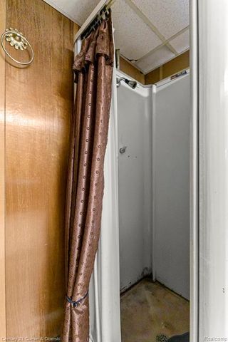 6450 N Lafayette Street, Dearborn Heights, MI 48127