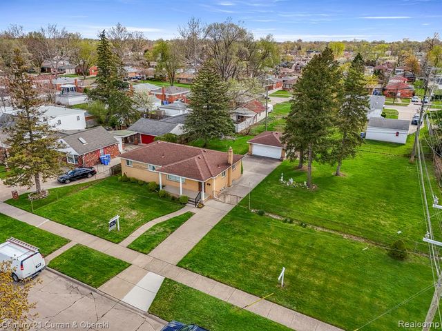 6450 N Lafayette Street, Dearborn Heights, MI 48127