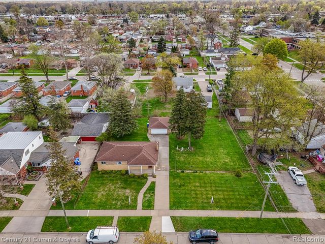 6450 N Lafayette Street, Dearborn Heights, MI 48127