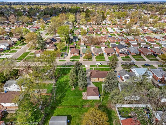 6450 N Lafayette Street, Dearborn Heights, MI 48127