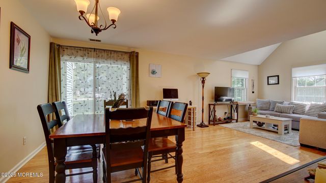 16 Whitman Court, Freehold, NJ 07728