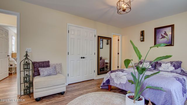 16 Whitman Court, Freehold, NJ 07728
