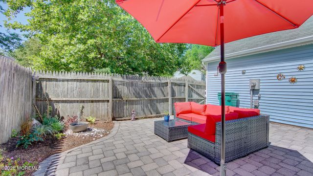 16 Whitman Court, Freehold, NJ 07728