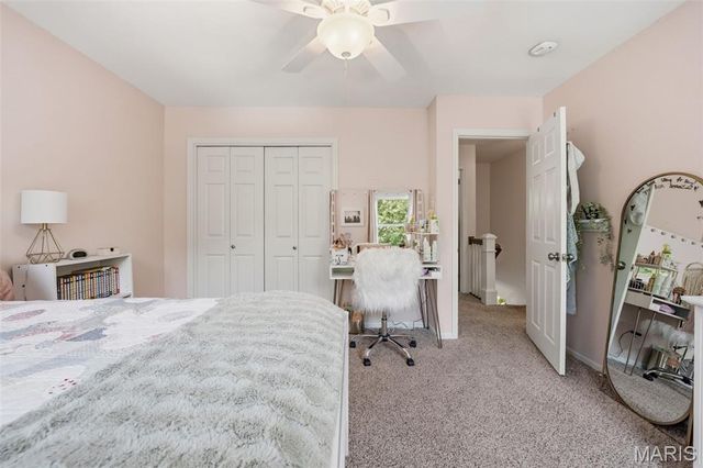12547 Glencroft Drive, St Louis, MO 63128