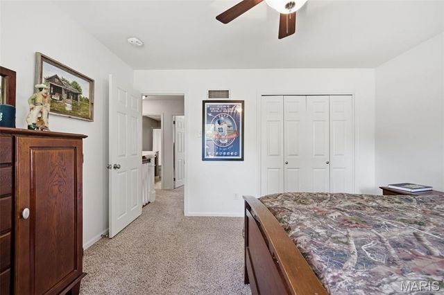 12547 Glencroft Drive, St Louis, MO 63128