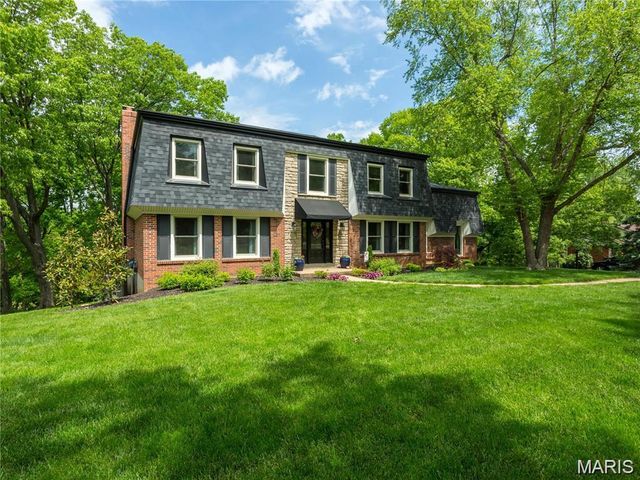 12547 Glencroft Drive, St Louis, MO 63128