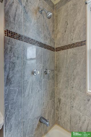 2331 S 8th Street, Omaha, NE 68108