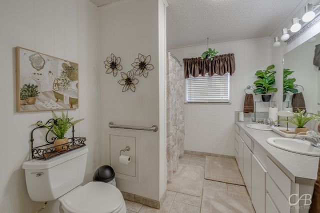 155 Lakeview Drive, Coleman, TX 76834