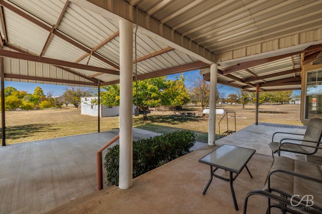 155 Lakeview Drive, Coleman, TX 76834