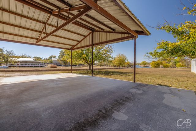 155 Lakeview Drive, Coleman, TX 76834