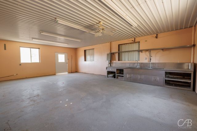 155 Lakeview Drive, Coleman, TX 76834