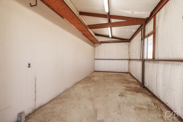 155 Lakeview Drive, Coleman, TX 76834