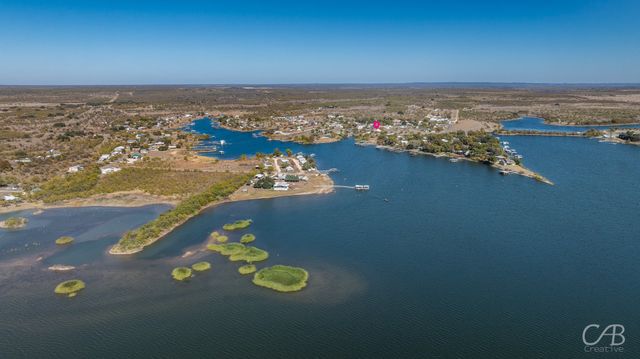 155 Lakeview Drive, Coleman, TX 76834