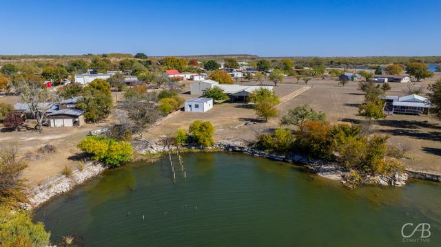 155 Lakeview Drive, Coleman, TX 76834