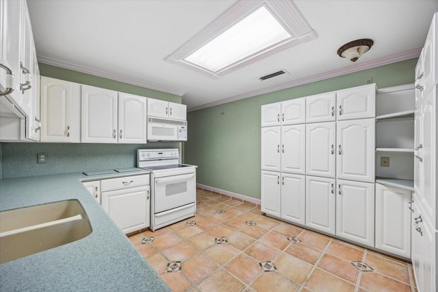 3711 San Felipe Street 2ACE, Houston, TX 77027
