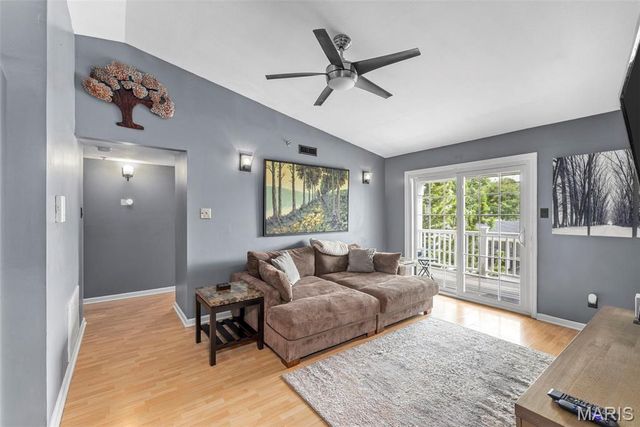 905 Hanna Place Court A, Manchester, MO 63021