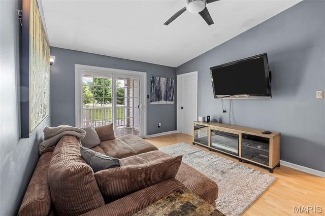 905 Hanna Place Court A, Manchester, MO 63021