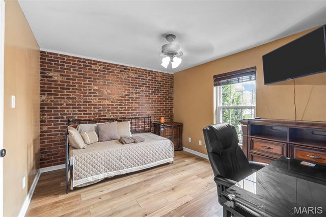 905 Hanna Place Court A, Manchester, MO 63021
