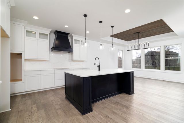 7583 Brunswick Drive, Washington Twp, MI 48095