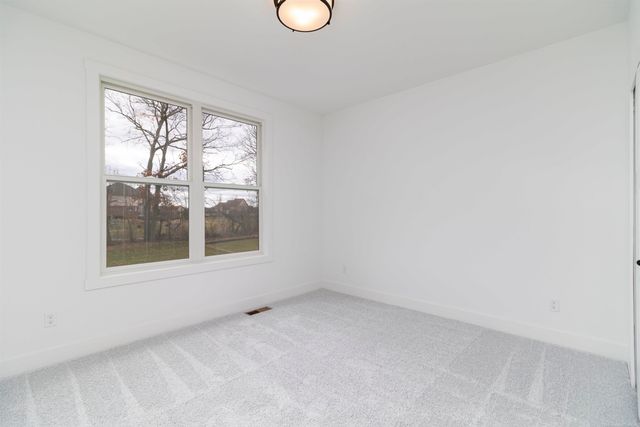 7583 Brunswick Drive, Washington Twp, MI 48095