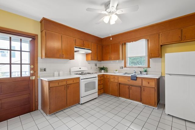10 Cummings Avenue, Lexington, MA 02420