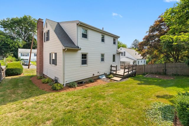 10 Cummings Avenue, Lexington, MA 02420