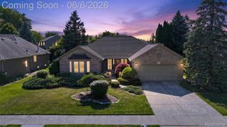41599 Red Oak Drive, Sterling Heights, MI 48314