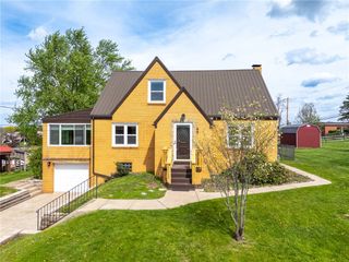 68 Herbst Rd, Kennedy Twp, PA 15108