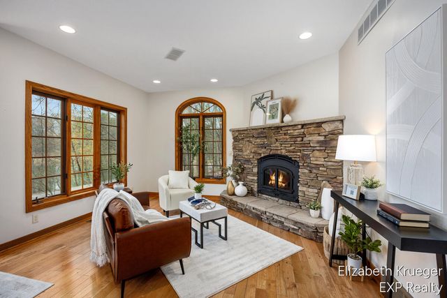 5217 S Centerline Road, Brooks Twp, MI 49337