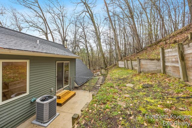 5217 S Centerline Road, Brooks Twp, MI 49337