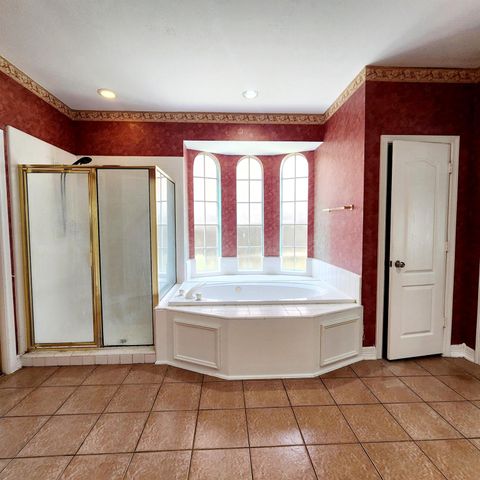 819 Old Valley Way, Houston, TX 77094