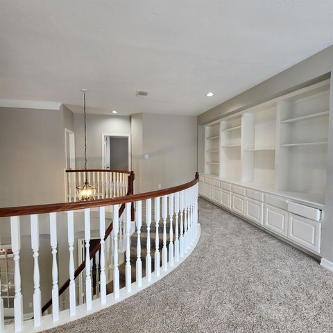 819 Old Valley Way, Houston, TX 77094