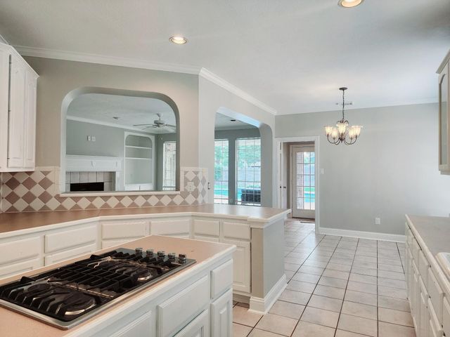 819 Old Valley Way, Houston, TX 77094