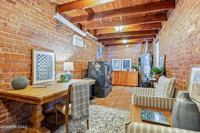 1922 E 9th Street, Tucson, AZ 85719