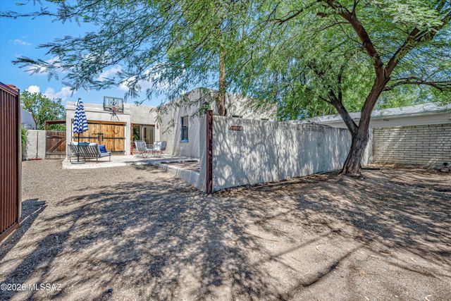1922 E 9th Street, Tucson, AZ 85719
