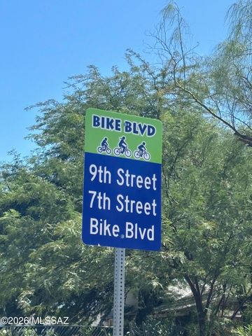 1922 E 9th Street, Tucson, AZ 85719