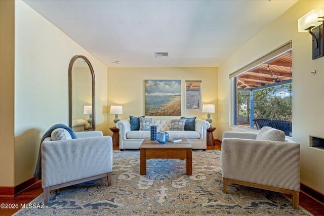 1922 E 9th Street, Tucson, AZ 85719