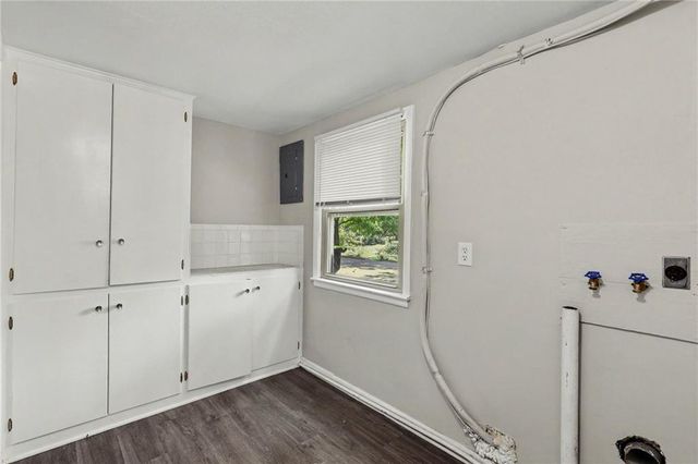 5609 MANNING Avenue, Raytown, MO 64133