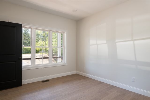 86 High Street 2, Carver, MA 02330