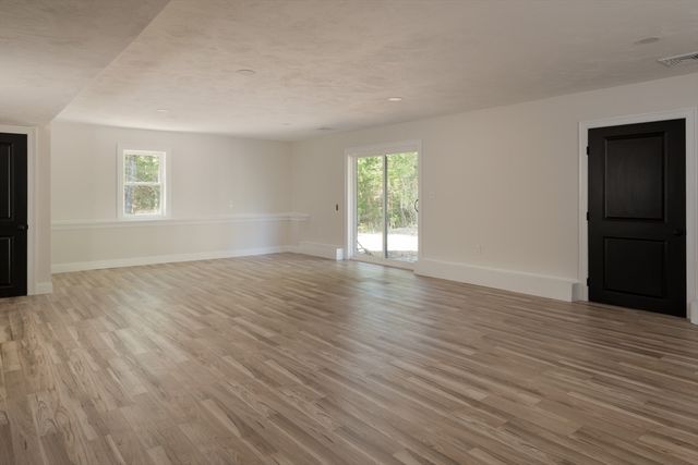 86 High Street 2, Carver, MA 02330