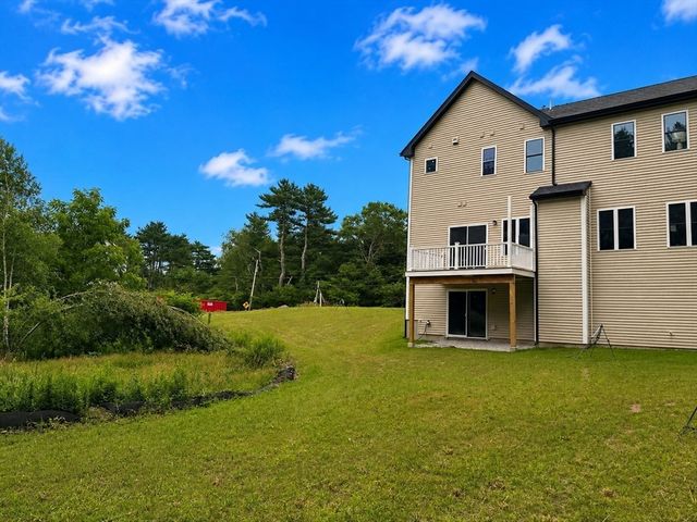 86 High Street 2, Carver, MA 02330