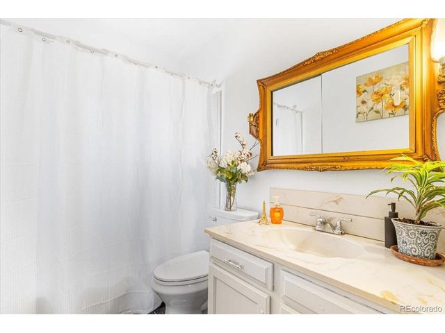 5530 Crystal Way, Denver, CO 80239