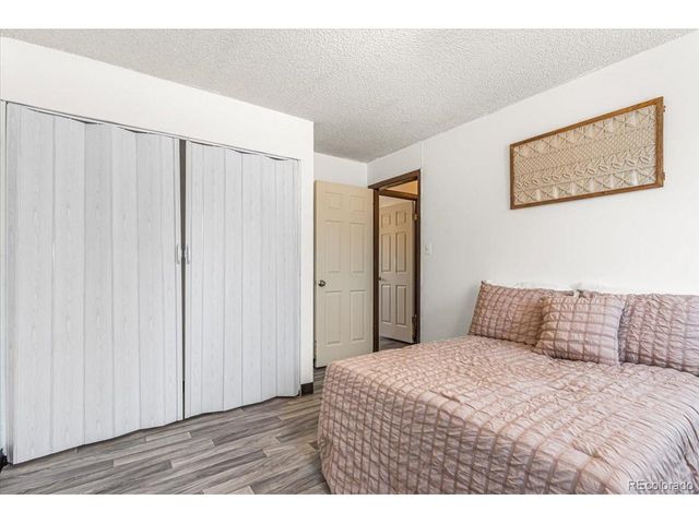 5530 Crystal Way, Denver, CO 80239