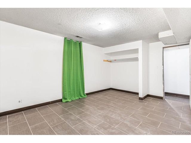 5530 Crystal Way, Denver, CO 80239