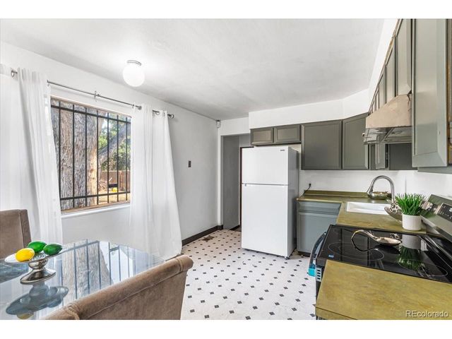 5530 Crystal Way, Denver, CO 80239