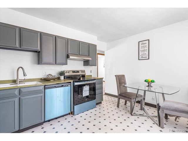 5530 Crystal Way, Denver, CO 80239