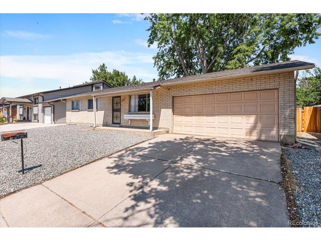 5530 Crystal Way, Denver, CO 80239