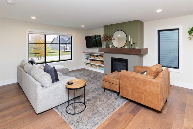 3503 SE 20th Street, Ankeny, IA 50021