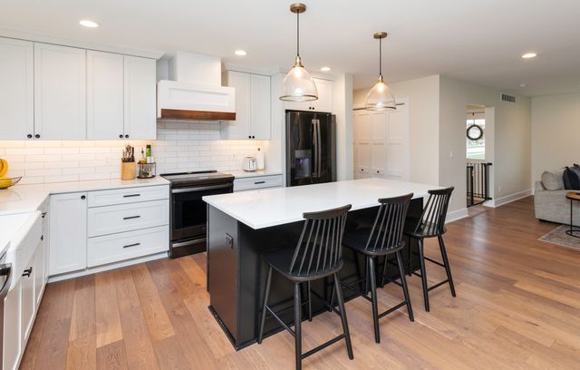 3503 SE 20th Street, Ankeny, IA 50021