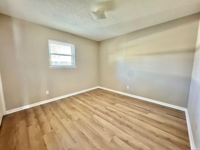 208 Daffodil St Apt B4, Hot Springs, AR 71913